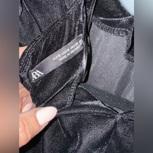 NWOT Zara Velvet blouse with Sheer Puffy Sleeves. Color Black / Size Small - Picture 10 of 10